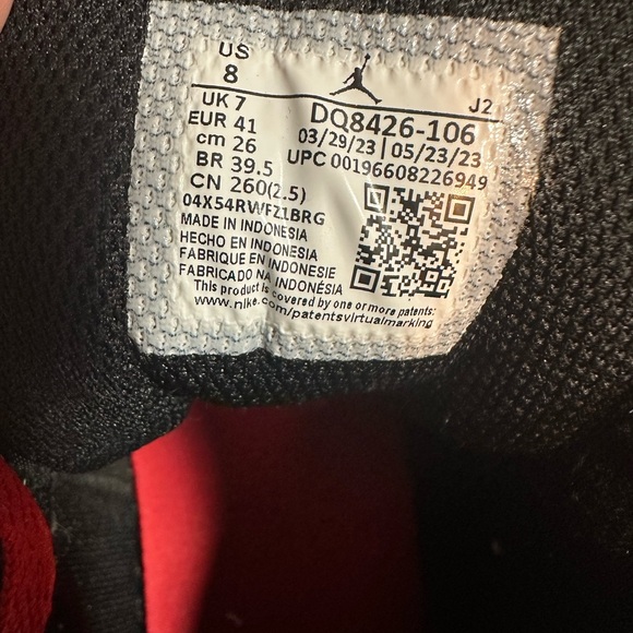 Nike Air Jordan 1 Mid Gym - Picture 3 of 6